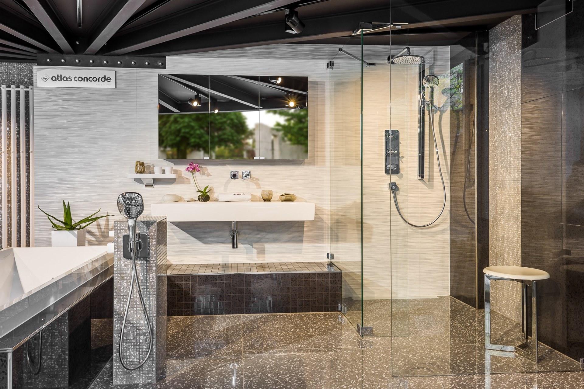 Showroom Keraservis